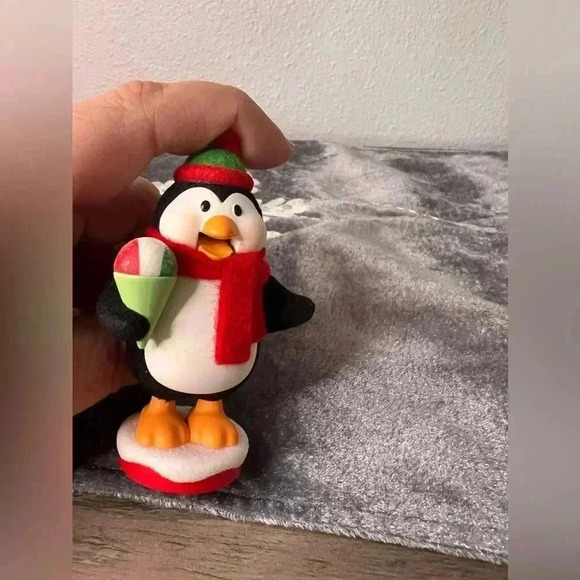 Hallmark Snow Happy to Serve 3rd in Noel Nutcrackers Christmas Ornament series - Picture 8 of 10